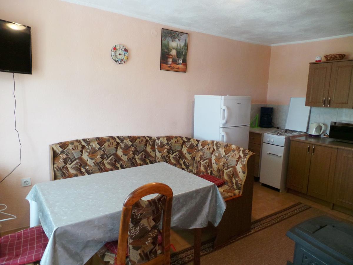 Apartment Karlobag/Velebit Riviera 27804 Стая снимка